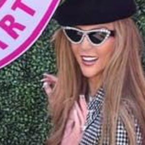 Meet your Posher, Gina